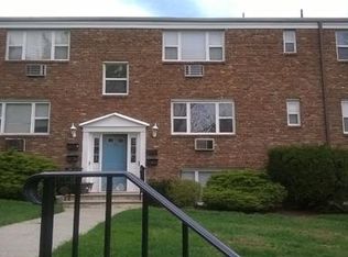 16 Alva Ct APT D, Edison, NJ 08817
