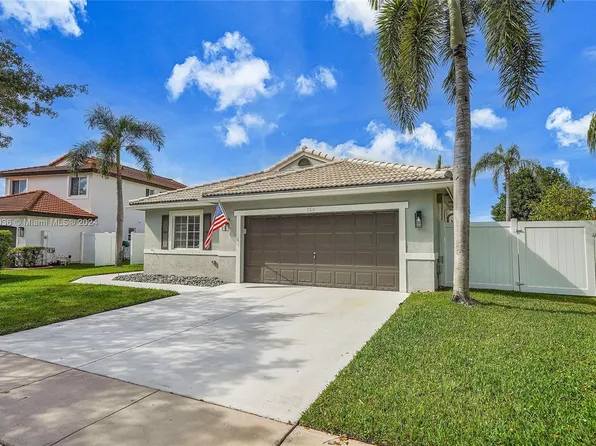 760 SW 164th Ave, Pembroke Pines, FL 33027