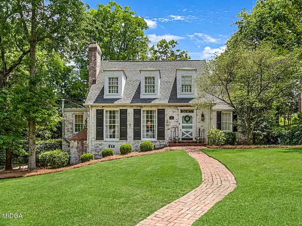 261 Calloway Dr, Macon, GA 31204