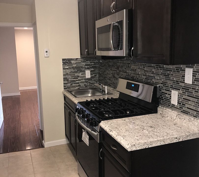 1st image of 3850 W Girard Ave #2