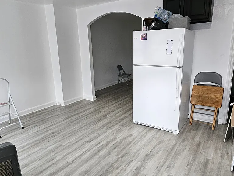 225 N Penn St — Photo 20