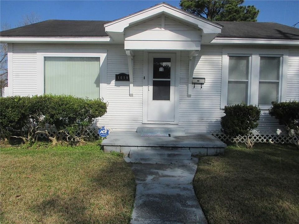 1st image of 1619 Winterhalter St