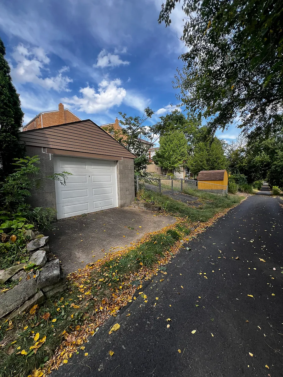 Building Photo - 1228 Milan Ave