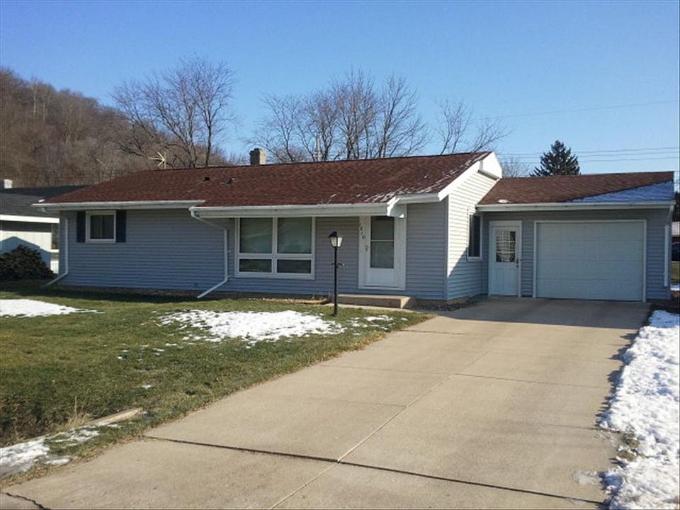 1st image of 1210 Shorewood Dr