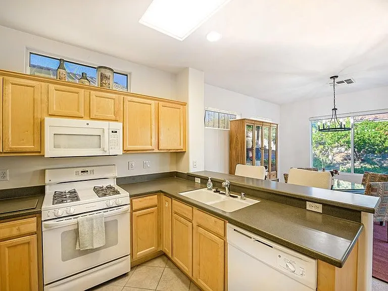 78916 Stansbury Ct — Photo 10