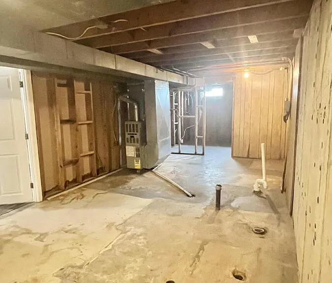 719 N Middle St — Photo 21