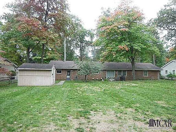 3rd image of 3404 Deepwood Dr