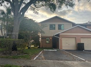 224 NW 106th Ter #0, Pembroke Pines, FL 33026