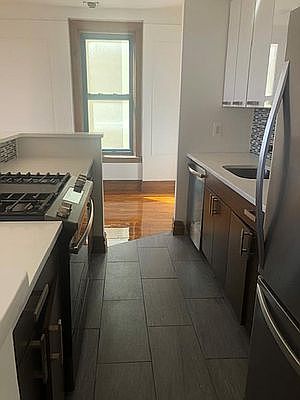 5th image of 92 Gates Ave #5K