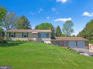 917 Houtztown Rd, Myerstown, PA 17067
