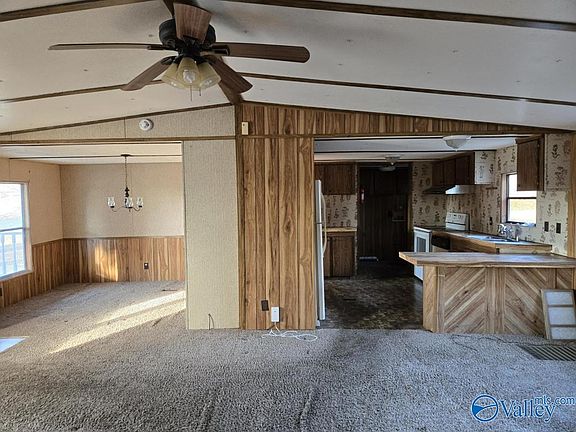 3rd image of 236 Harris Rd NW