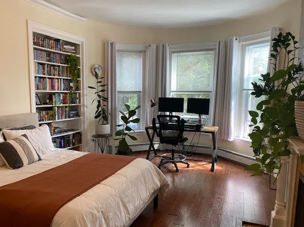 1878 Beacon St APT 2, Brookline, MA 02445