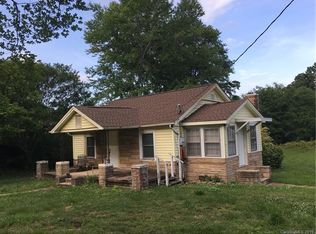 828 N Main St, Stanley, NC 28164