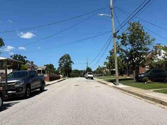 4th image of 346 Ida Ave