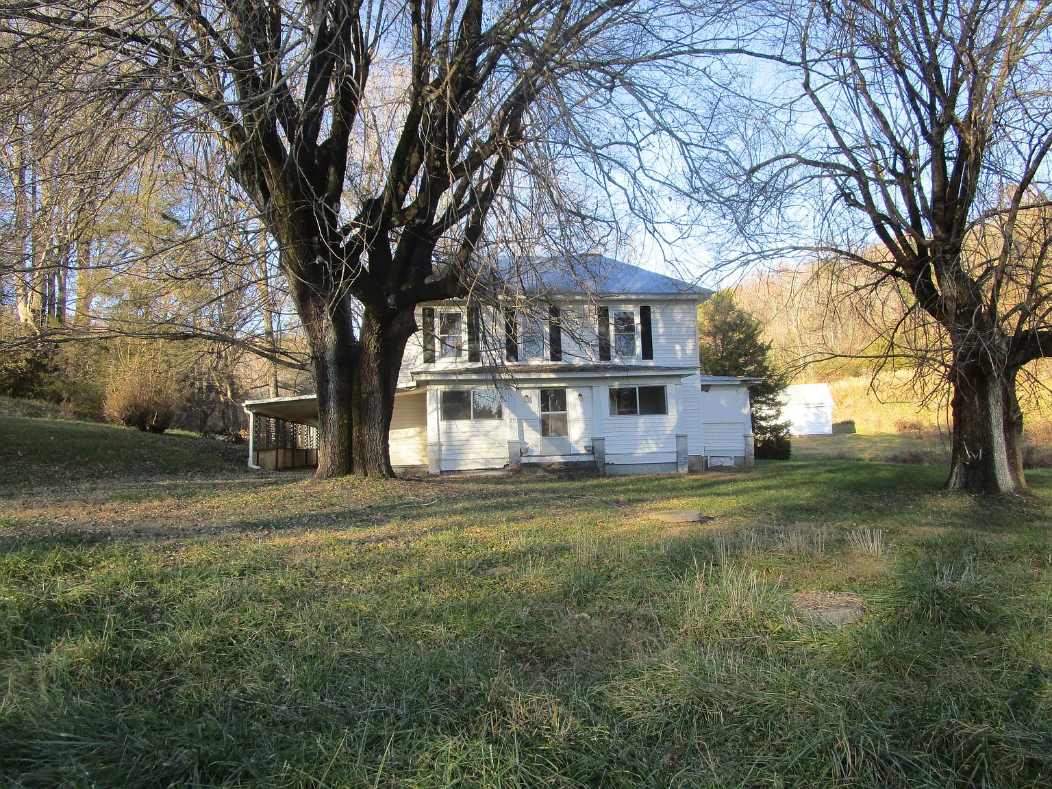 210 Hazelwood Ln Rocky Mount Va 24151 Mls 885815 Zillow