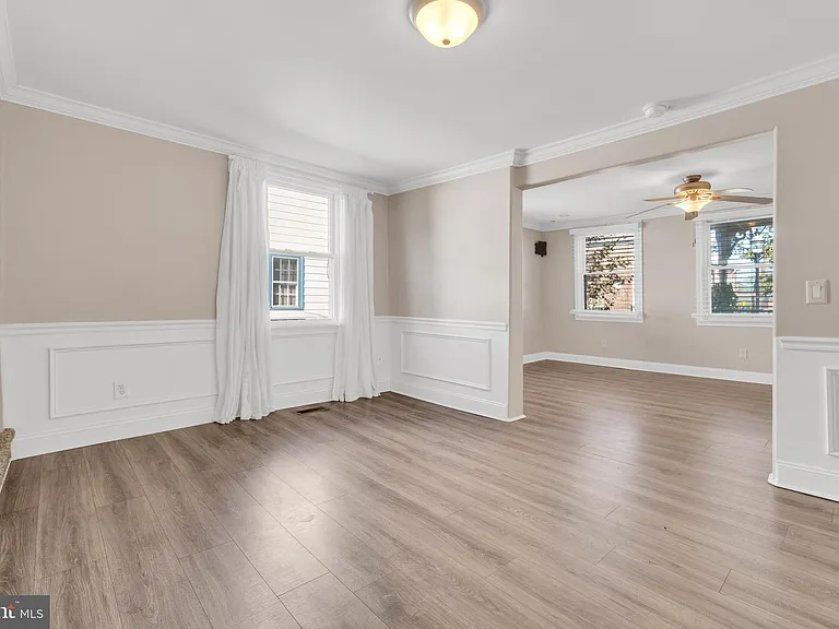 19 Pleasant St — Photo 5