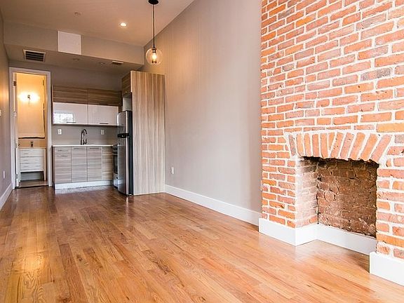 3rd image of 679 Halsey St #3C