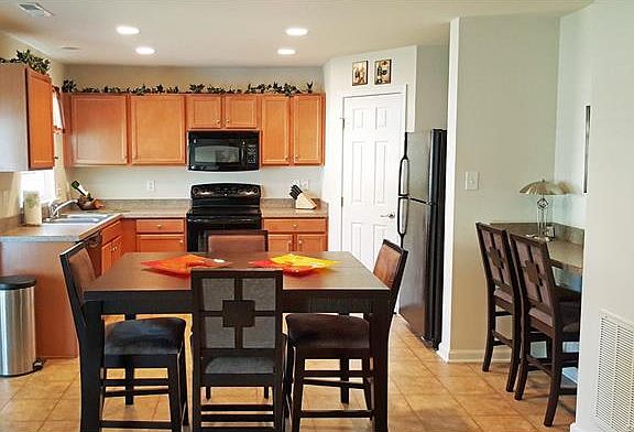 5th image of 7028 Bolelyn Way