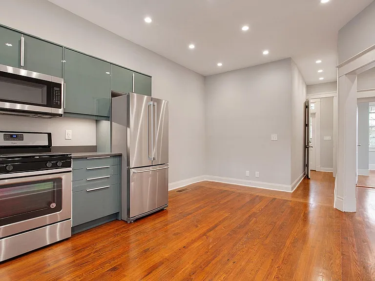 1161 Monroe Dr NE #A — Photo 8