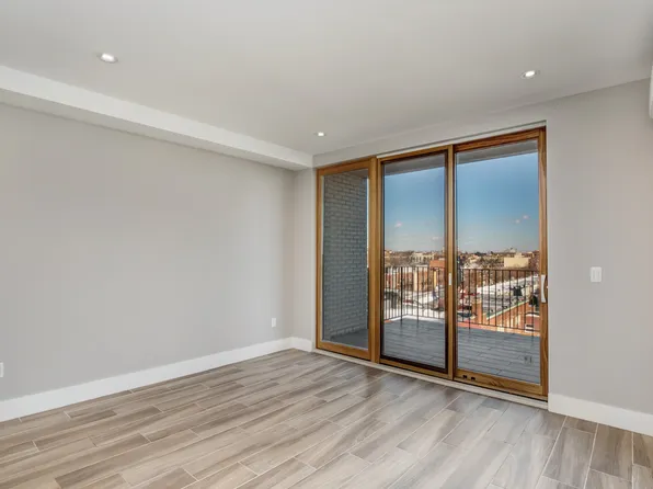 37-14 31st Avenue image 1 of 11