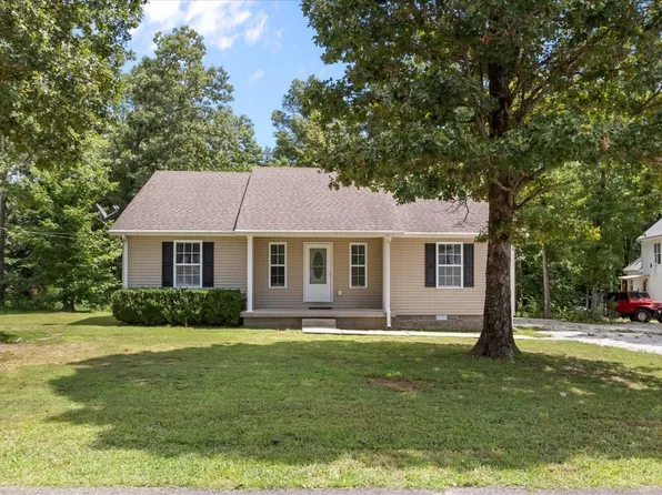 45 Bill Ct, Waverly, TN 37185