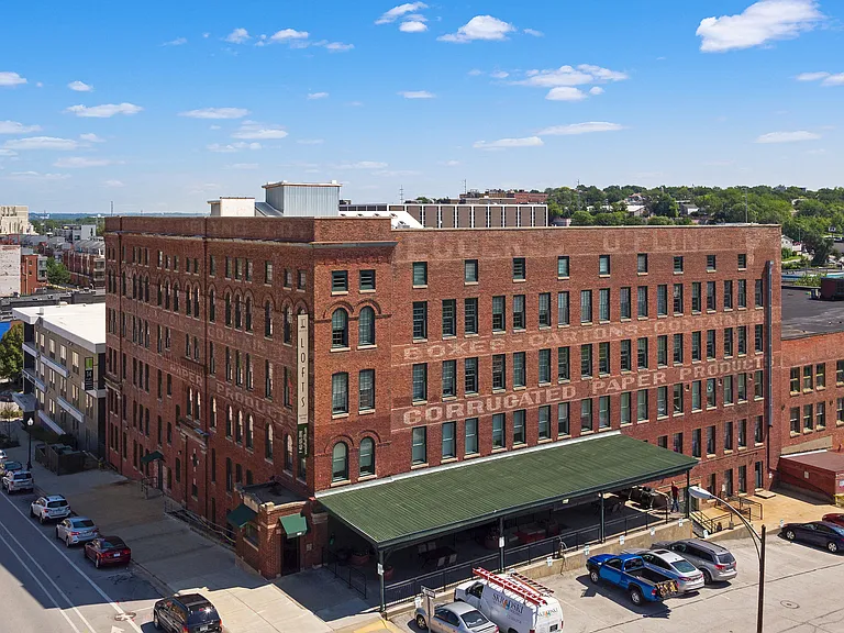 L15 Lofts — Photo 19