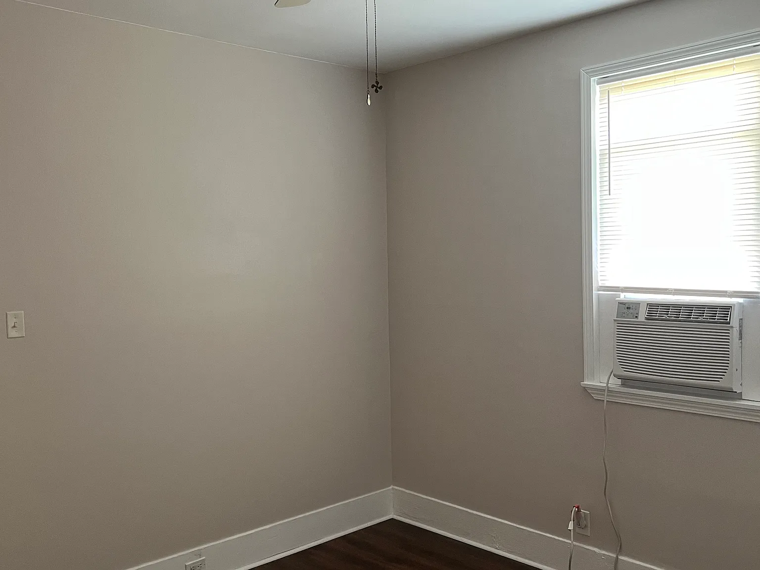 2 bed, 825 sqft, $1,050 — Photo 3