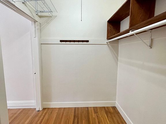4th image of 2940 Van Ness Ave APT 5