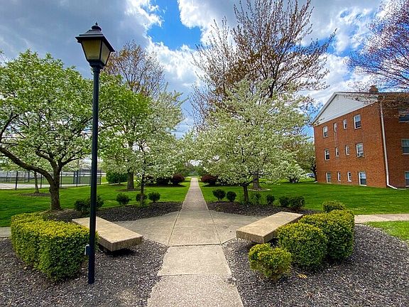 3rd image of 1907 Pleasantdale Rd #C70da4bc0