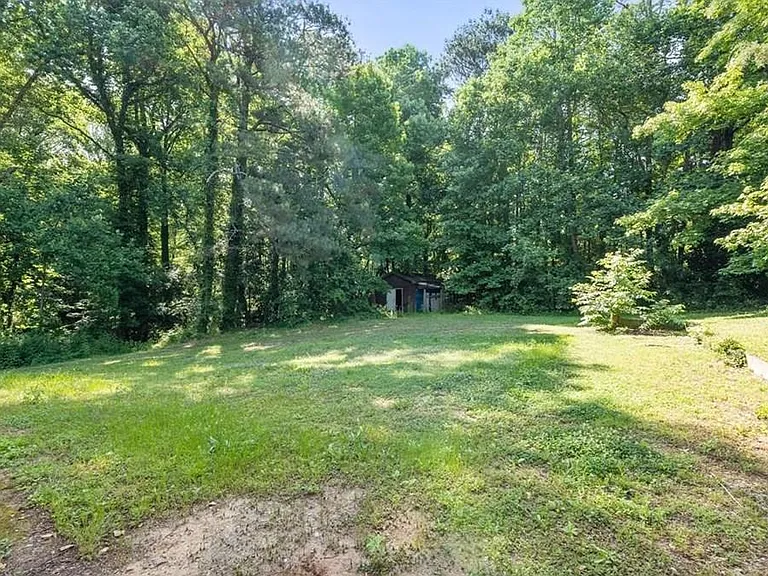 491 Morningside Dr — Photo 16