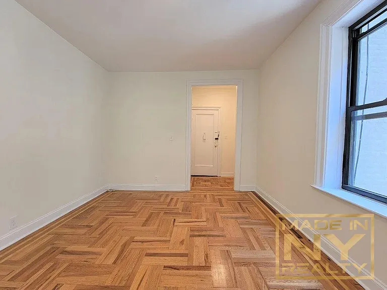 30-64 34th St #2E — Photo 5