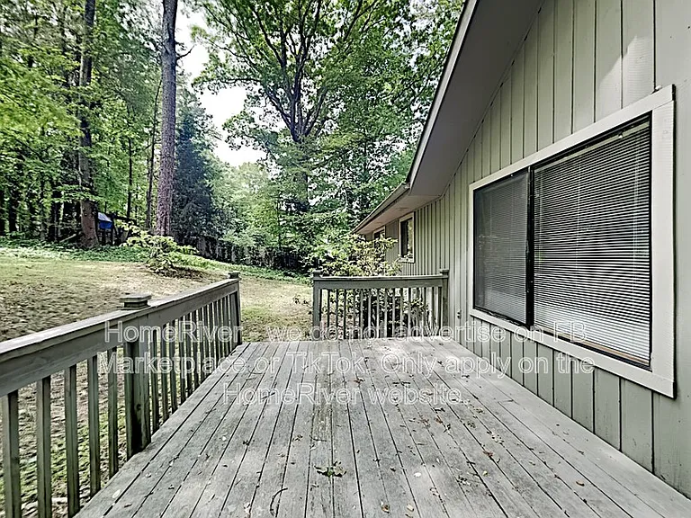 2551 Hunton Ct NE — Photo 20