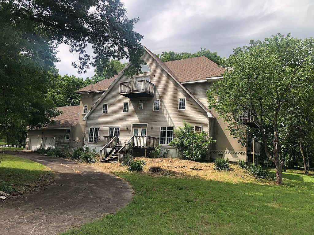 4477 E Farm Road 144 - Property Image