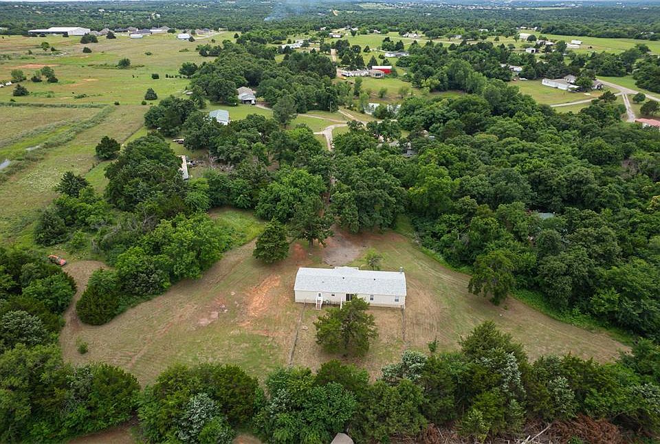1st image of 2574 Tiffany Ln