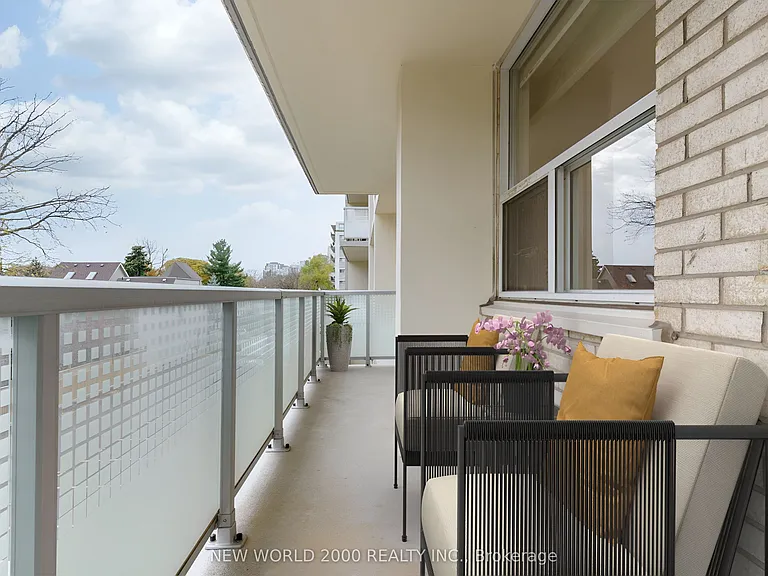 485 Eglinton Ave E #608 — Photo 9