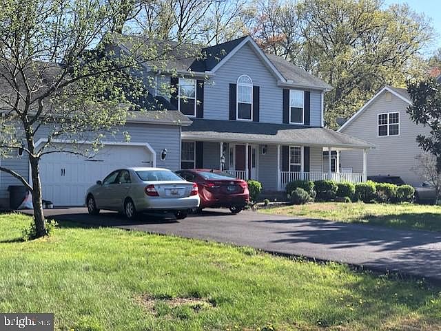 2nd image of 110 Bay Meadows Ln