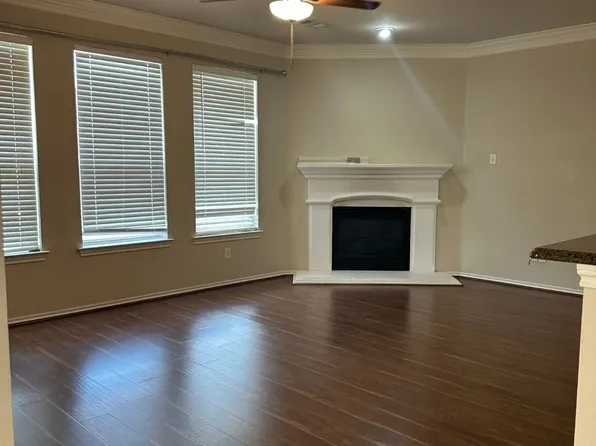 3740 Brandywine Ln, Fort Worth, TX 76244
