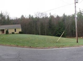 36 Old Town Rd, Epsom, NH 03234