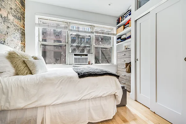 Rented by Compass | media 9