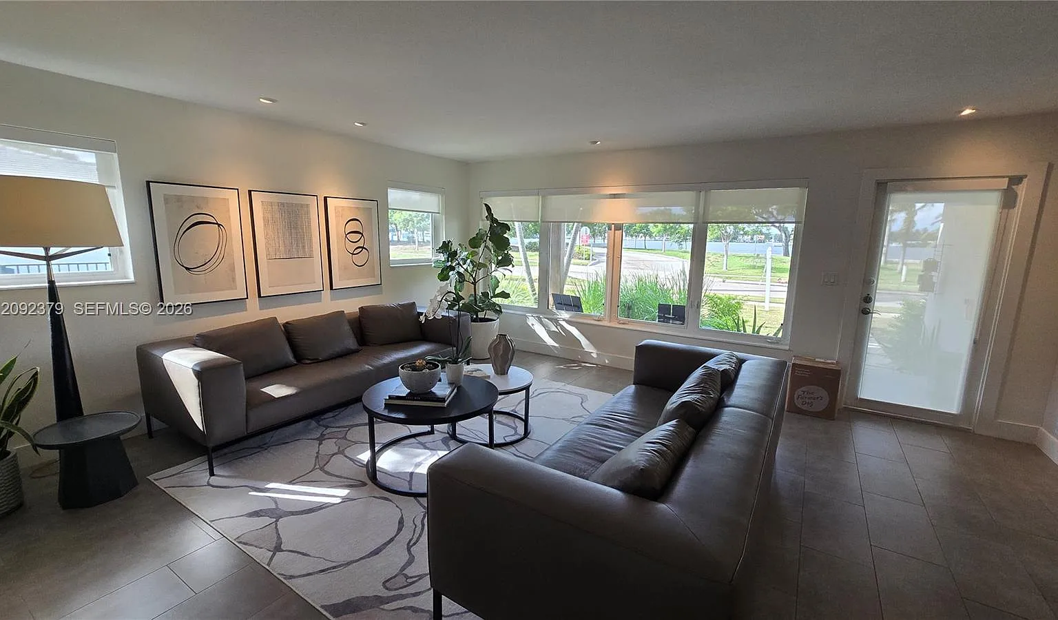 800 Polk St — Photo 1