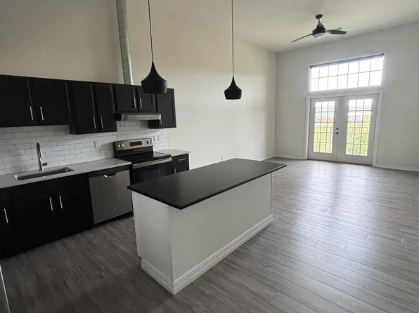 West End Lofts II, 4 Liam Dr #8ab6f8ca2, Beacon, NY 12508