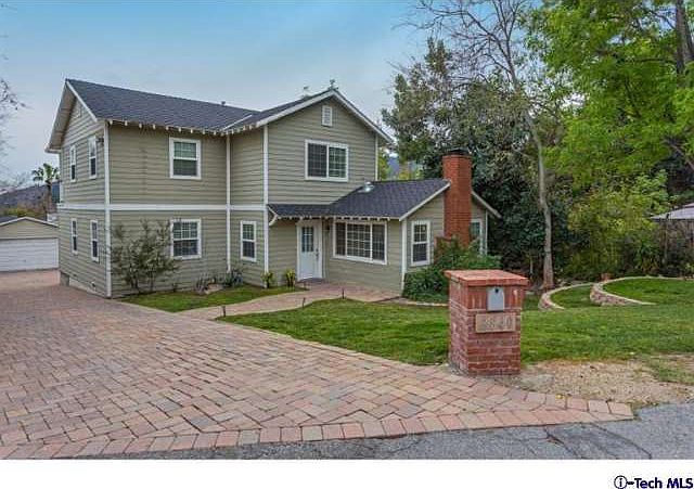1st image of 2840 Fairmount Ave