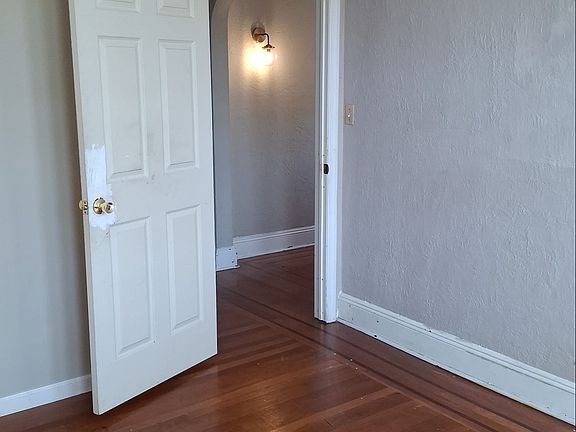 5th image of 26 Main St APT 4