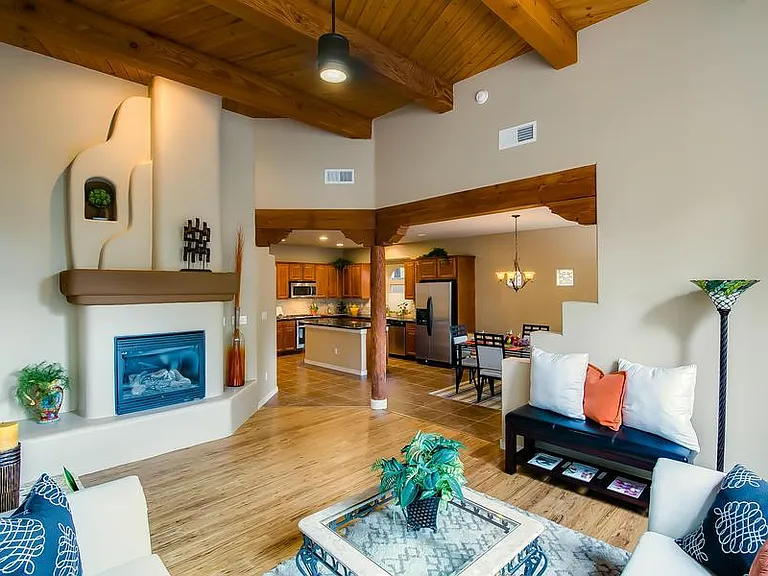 8740 Desert Fox Way NE — Photo 6