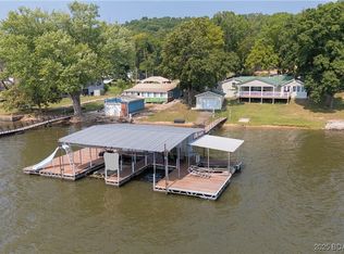 32675 N Ivy Bend Rd, Stover, MO 65078