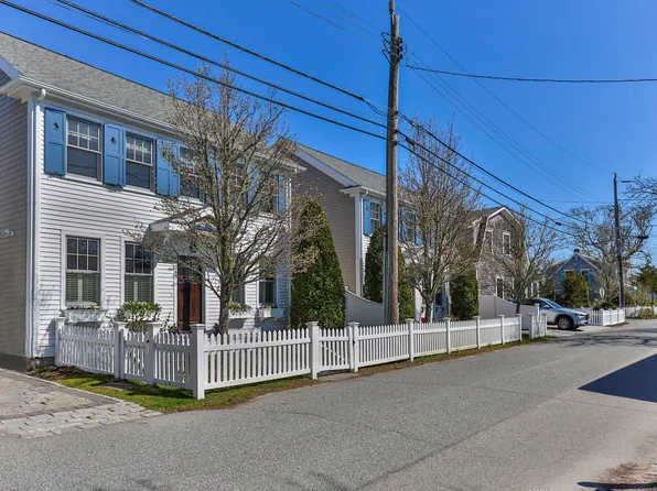 45 Ocean Avenue, Harwich Port, MA 02646