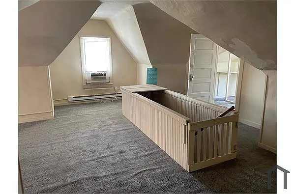 Building Photo - 14 E Overlea Ave #9