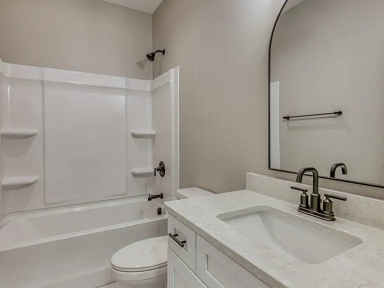313 Monroe Dr — Photo 19