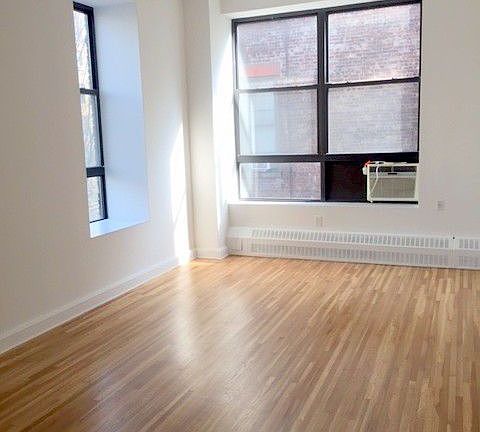 4th image of 450 6th Ave #501