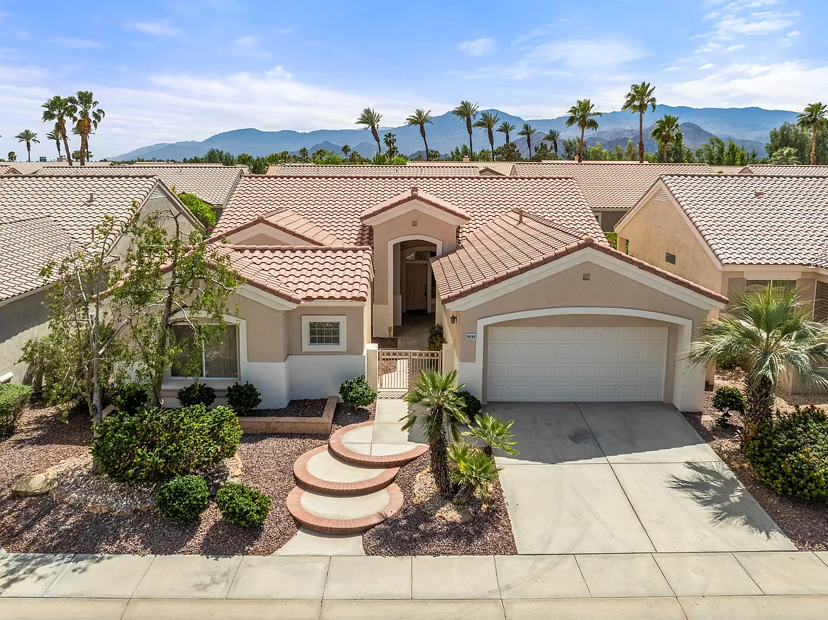 Building Photo - 78745 Platinum Dr